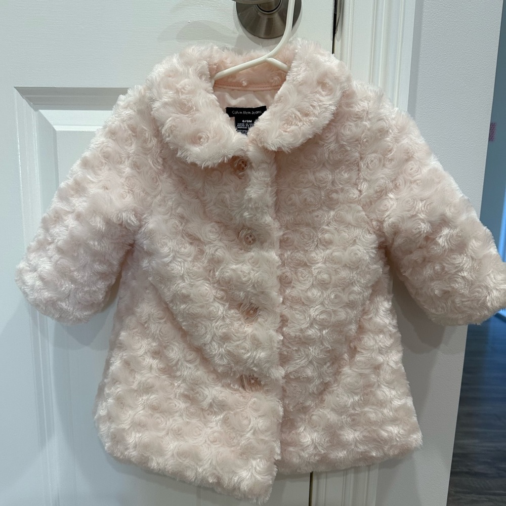 Baby girls Calvin Klein Jeans pale pink coat- 6-9 months - Picture 2 of 9